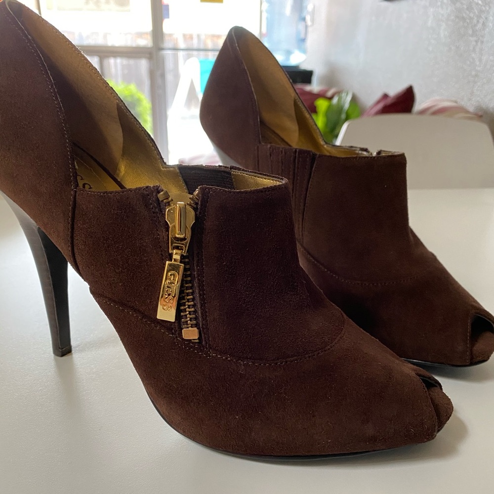GUESS Heels